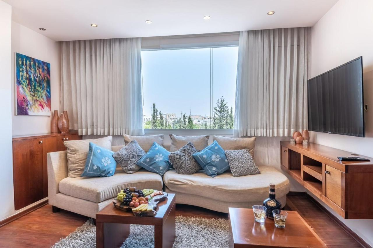 Art Apartment In Mamila - Art & View エルサレム エクステリア 写真